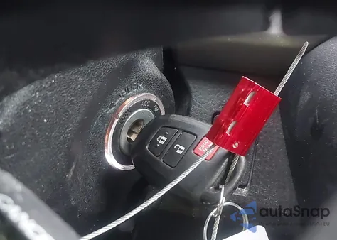 2017 Toyota Rav4 Le z USA, uszkodzony, nr VIN 2T3BFREV7HW656171